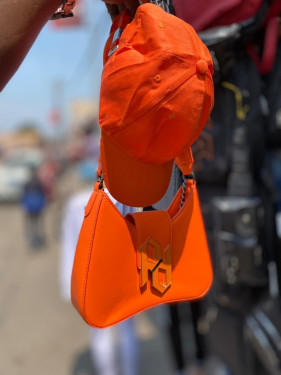 Complet chapeau plus sac